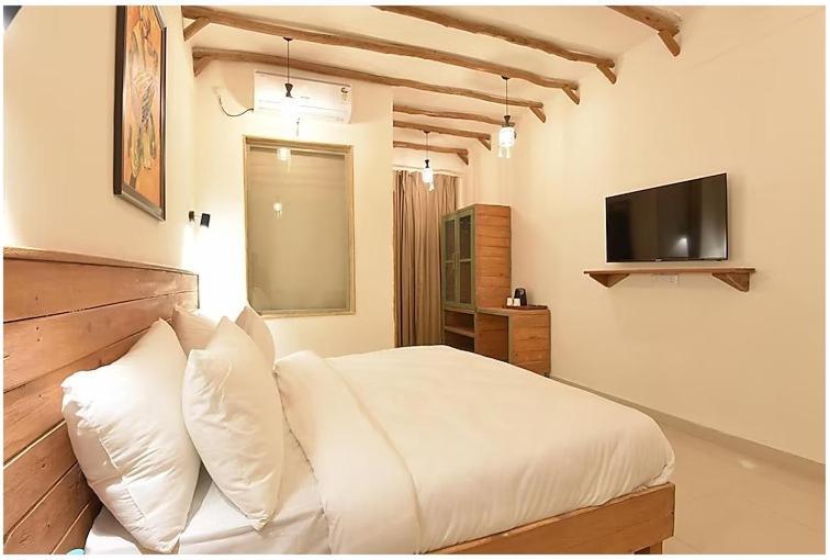 Ekawa Ganga By Lawrence Hotels Rishikesh Exterior photo